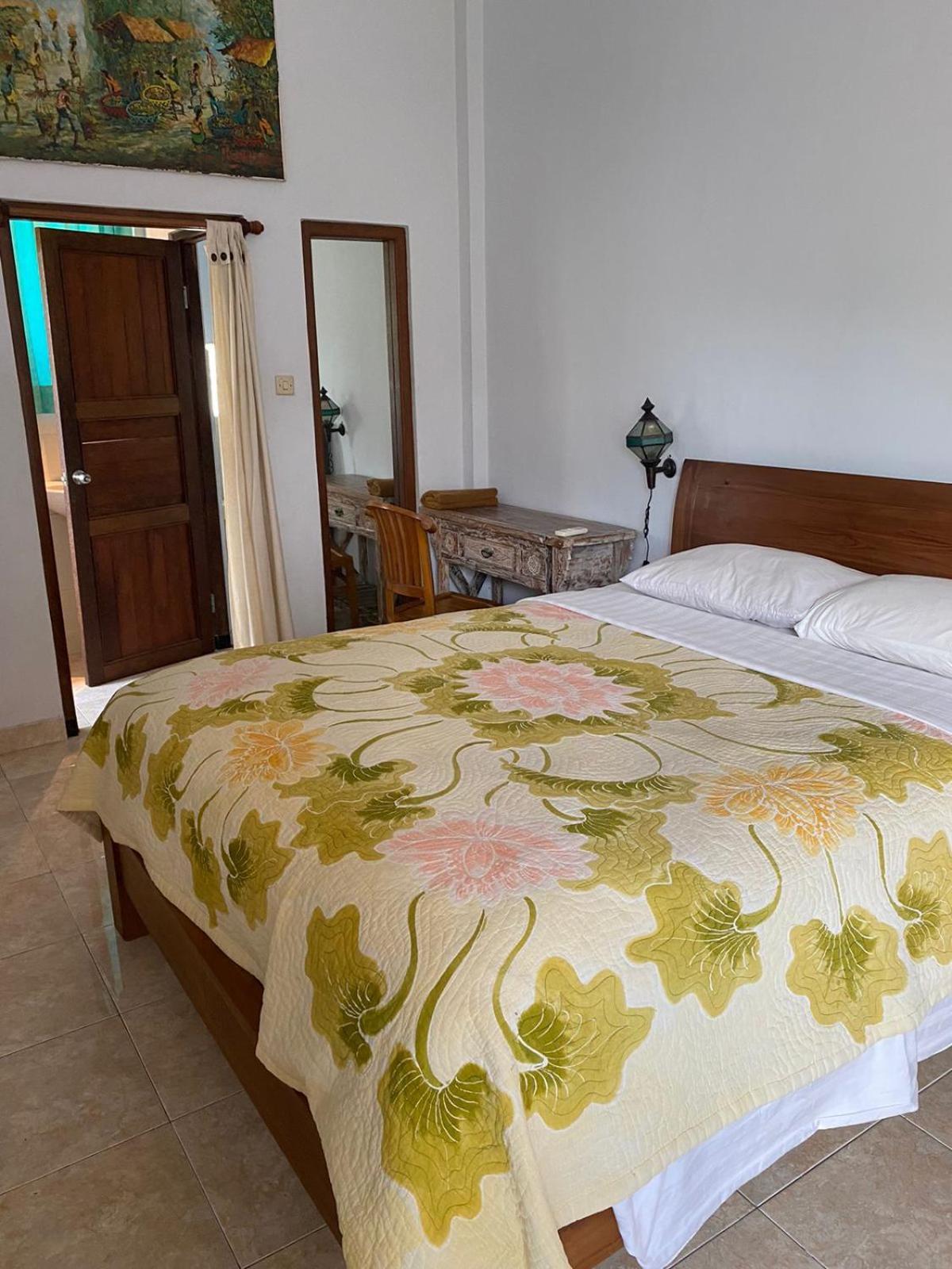 Ogek Home Stay Ubud Rum bild
